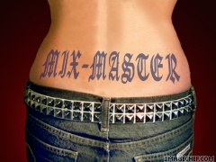 LE MIX-MASTER